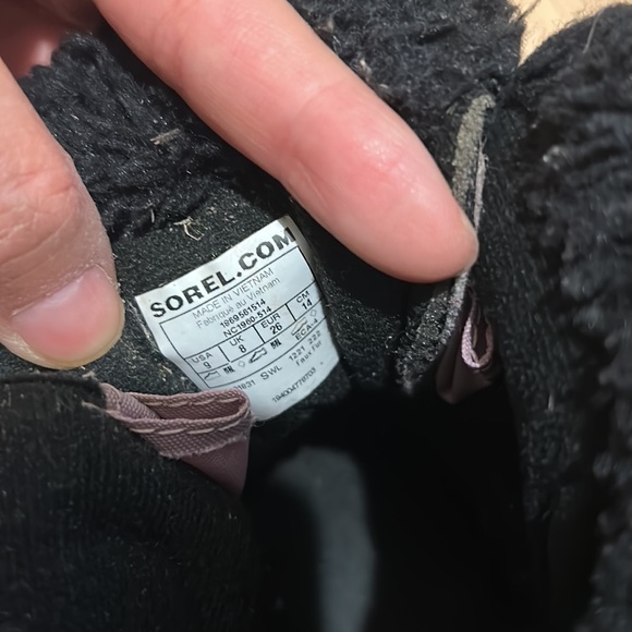 Sorel girls winter snow boots us size 9 - Picture 2 of 4